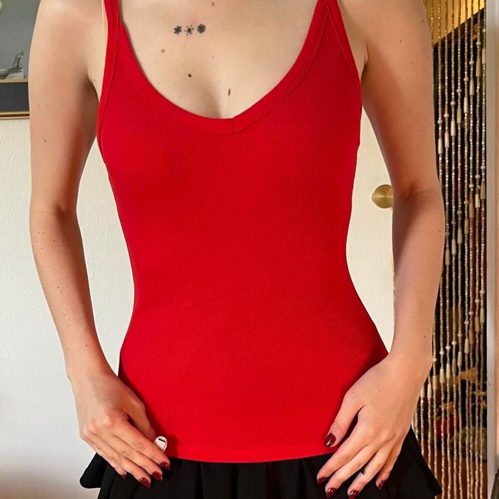 Basic Y2K Lipstick Red Knit Camisole V-Neck Size S Cherry Girl, Tomato Girl
